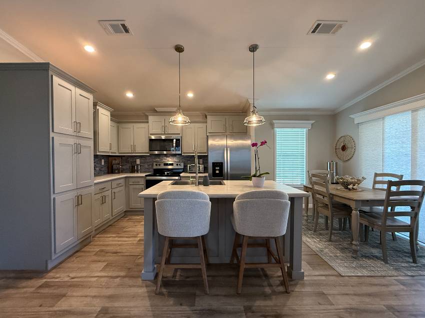 7727 Chandler St a Ellenton, FL Mobile or Manufactured Home for Sale